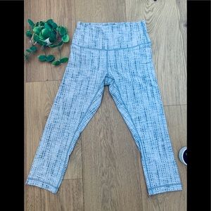 Lululemon Wunder Under High-Rise Tight 25" SZ 8